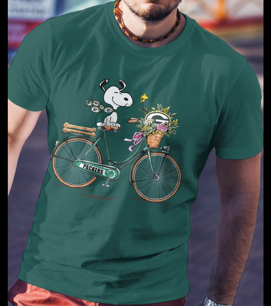 Packers Snoopy On Bicycle With Flowers And Woodstock T-Shirt