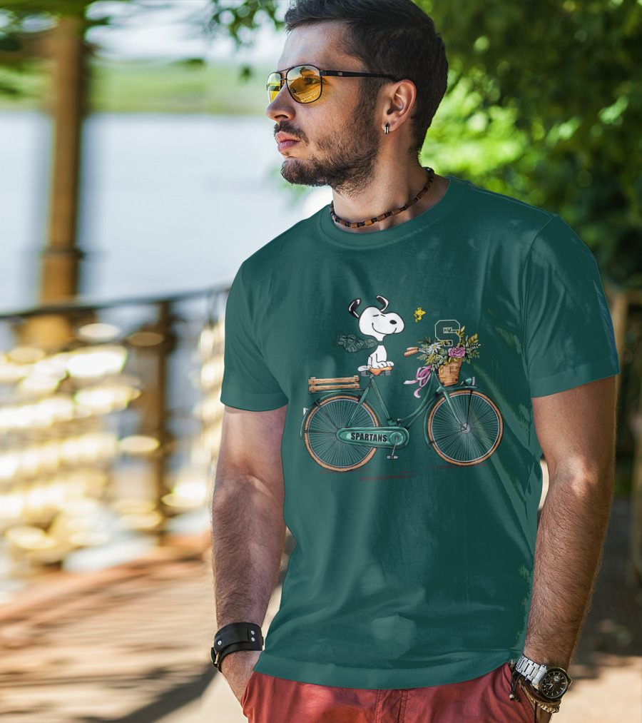 Michigan State Spartans Snoopy On Bicycle With Flowers T-Shirt