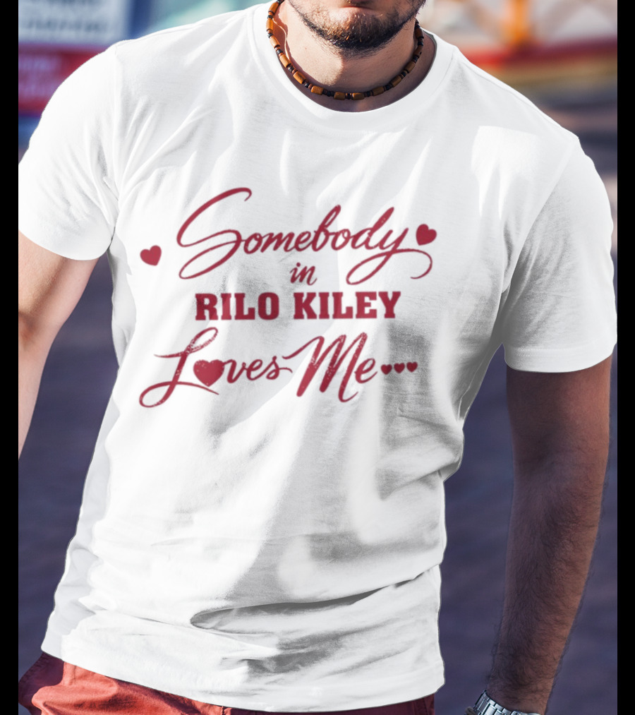 Somebody In Rilo Kiley Loves Me Hearts Design T-Shirt
