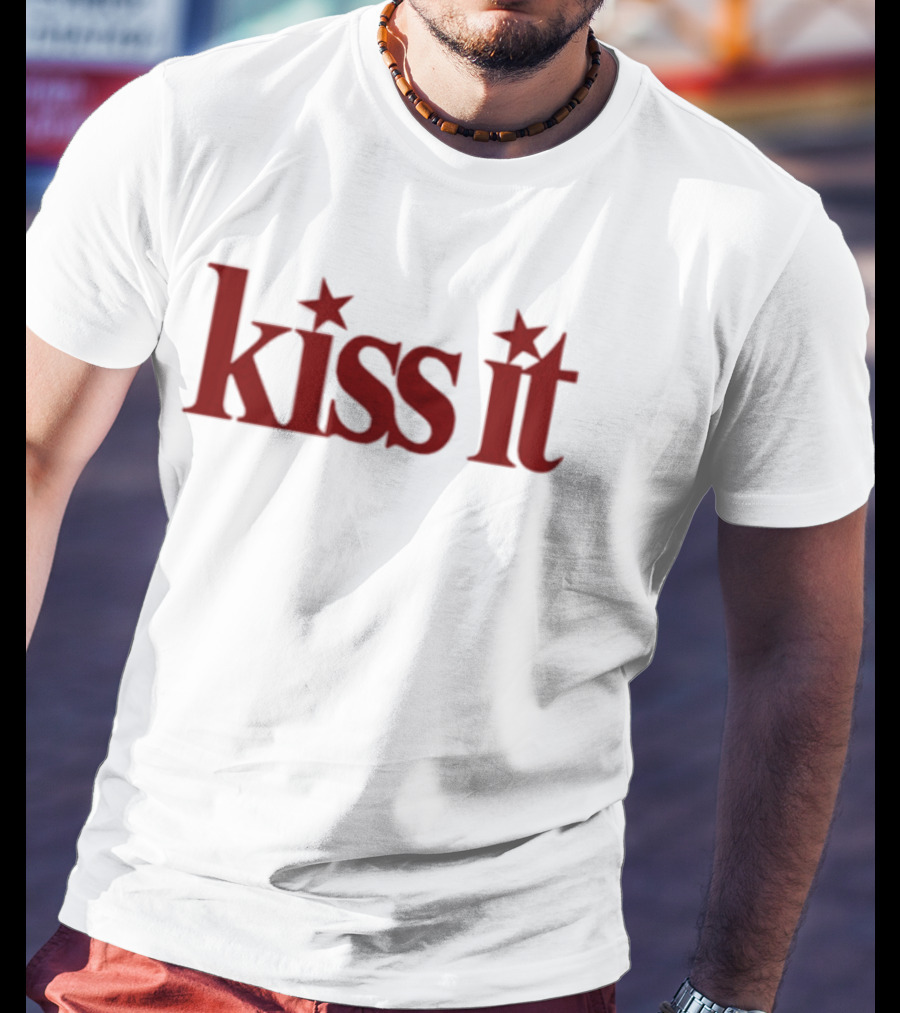 Renee Rapp Kiss It Starry Red Text T-Shirt