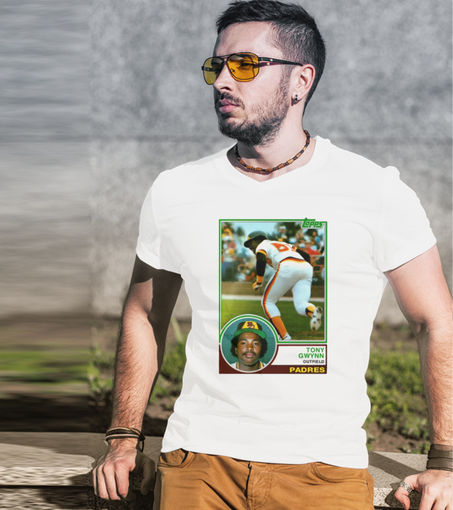 Topps Tony Gwynn Outfield Padres Baseball Card T-Shirt