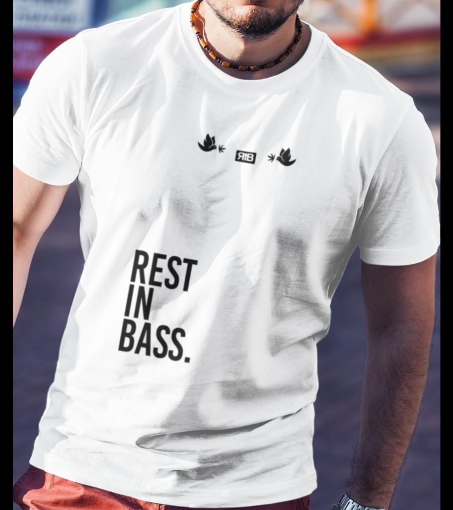 Rest In Bass Che Flying High Peace Symbol Headphones Star Elements T-Shirt