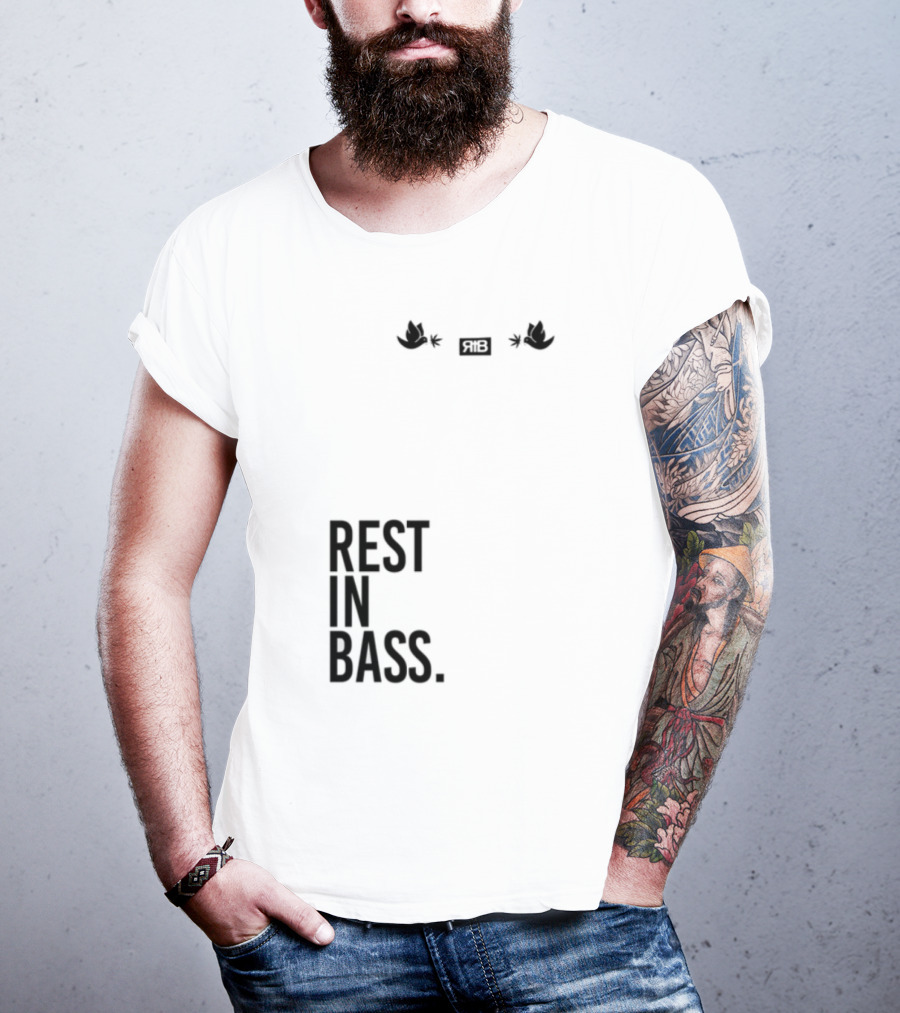 Rest In Bass Che Flying High Peace Symbol Headphones Star Elements T-Shirt