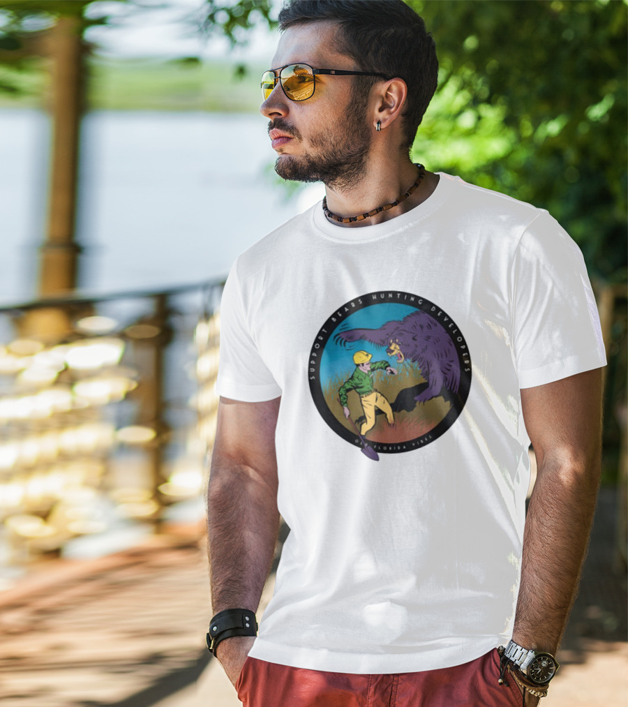 Support Bears Hunting Developers Old Florida Vibes Graphic T-Shirt