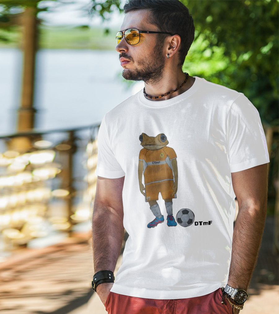 Dtmf 91 Frog Soccer Player With Ball T-Shirt