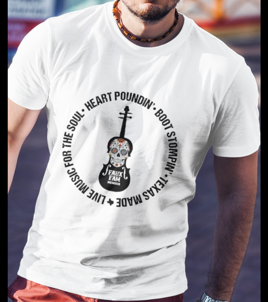 Kin Faux Heart Poundin Boot Stompin Guitar Pick Design T-Shirt