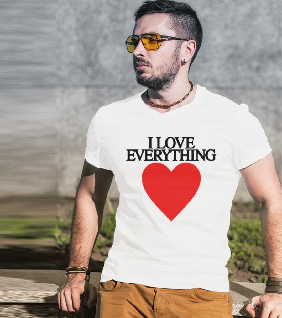 Mira Joyce I Love Everything Heart Red Graphic Style T-Shirt