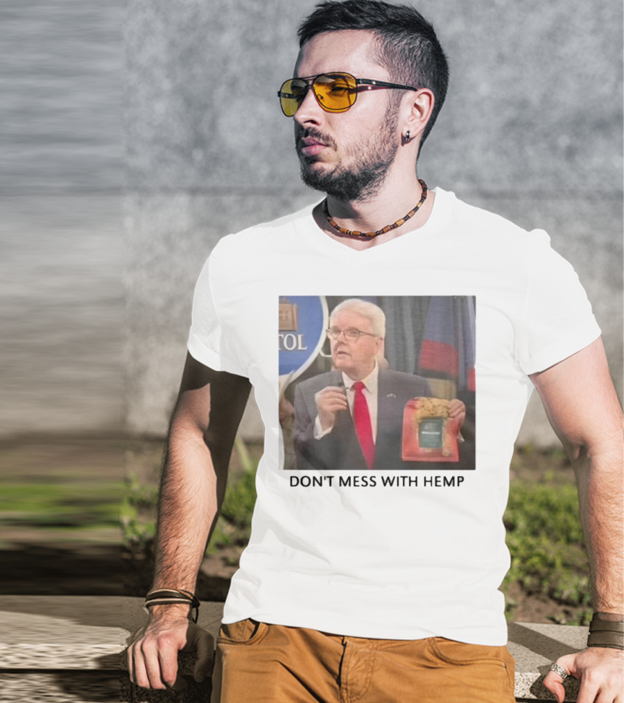 Don't Mess With Hemp Capitol Speech Red Tie Holder T-Shirt