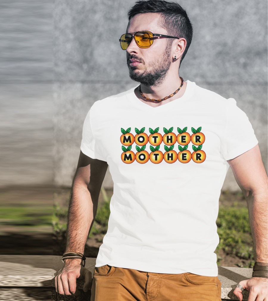 Mother Mother Peach Design Pattern T-Shirt