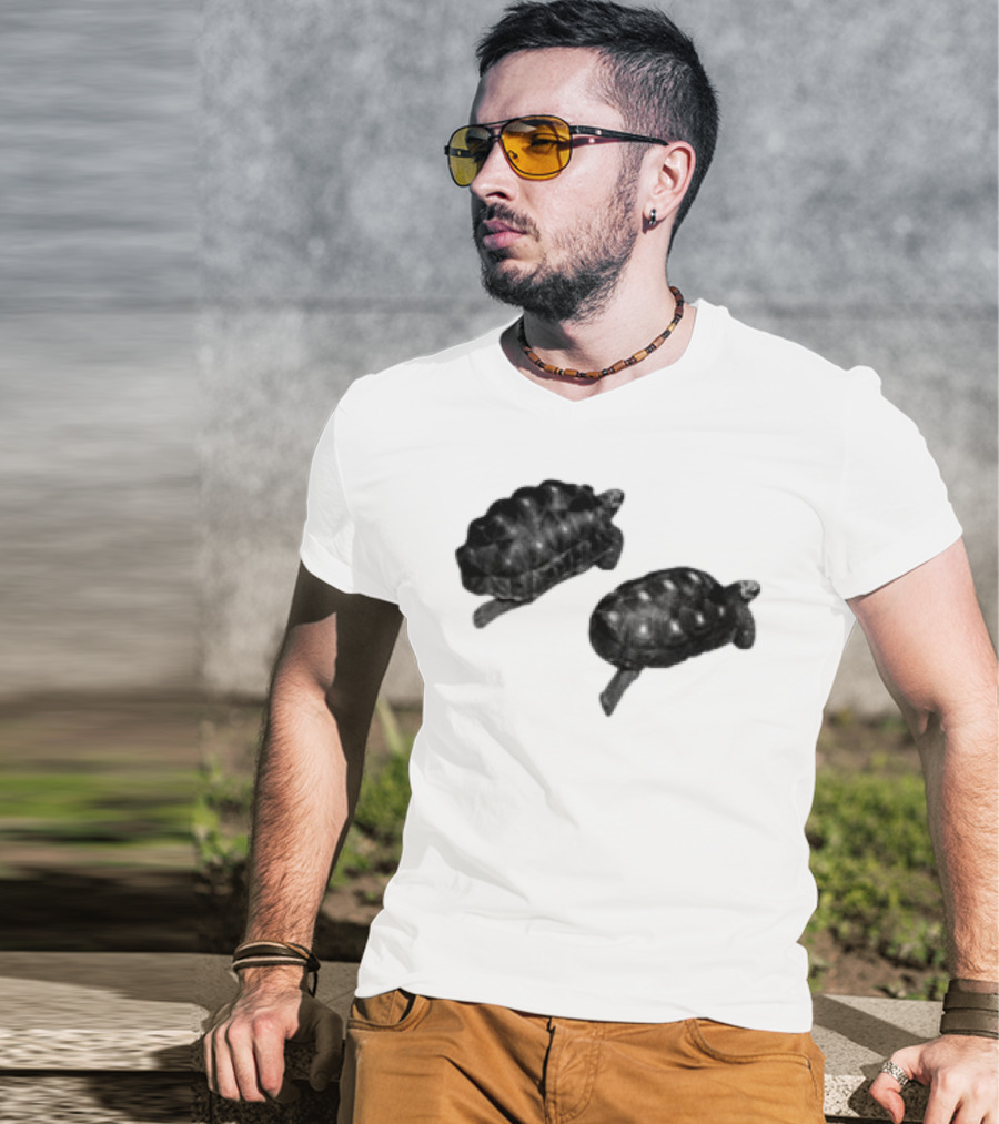 Sam Smith Tortoise Twins T-Shirt
