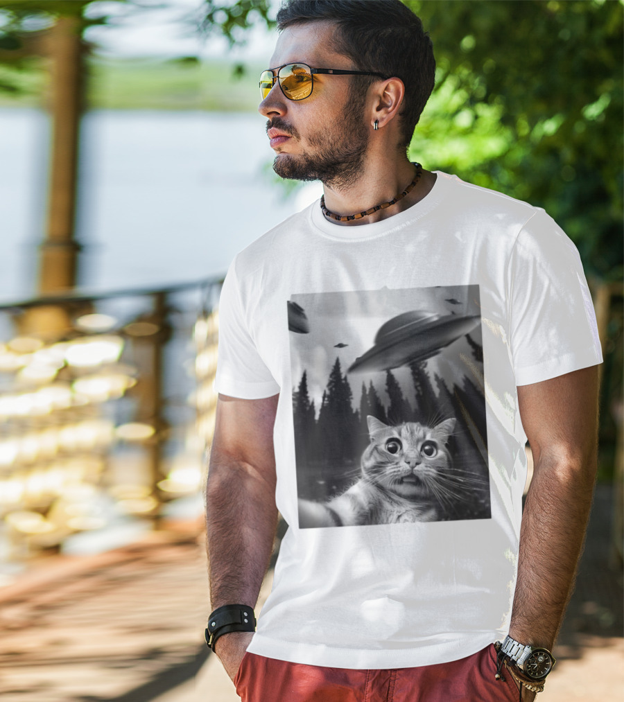 Keith Hernandez Cat Selfie Ufos Forest Scene T-Shirt
