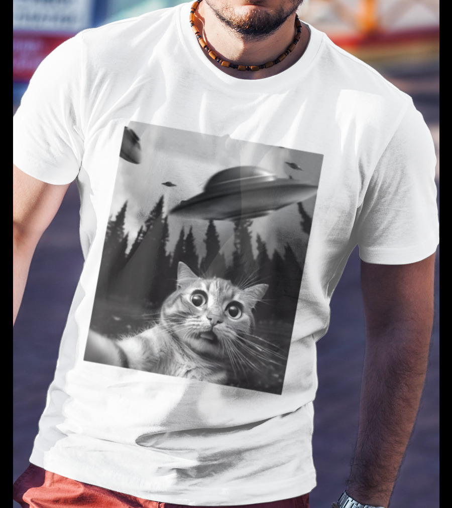 Keith Hernandez Cat Selfie Ufos Forest Scene T-Shirt