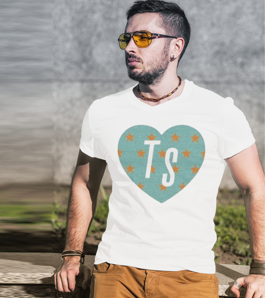 TS Heart With Orange Stars Pattern Design T-Shirt