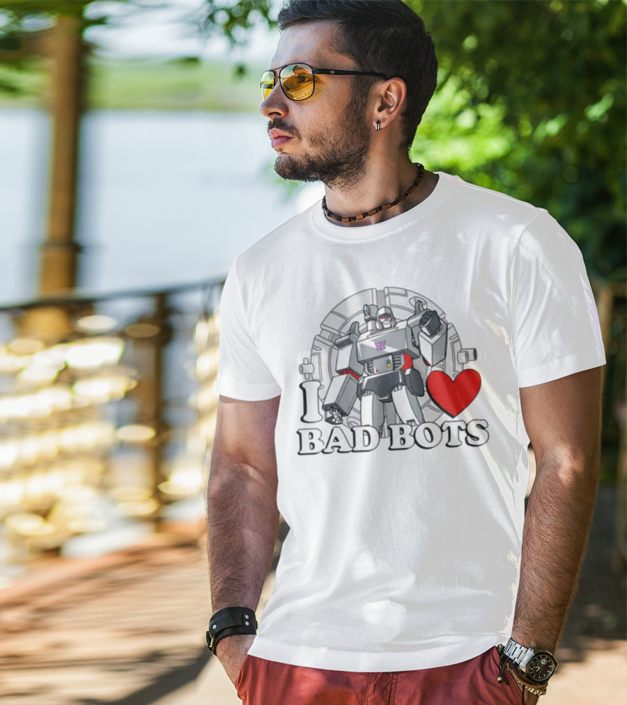 I Love Bad Bots Megatron Fan Favorite Retro 80s Style T-Shirt
