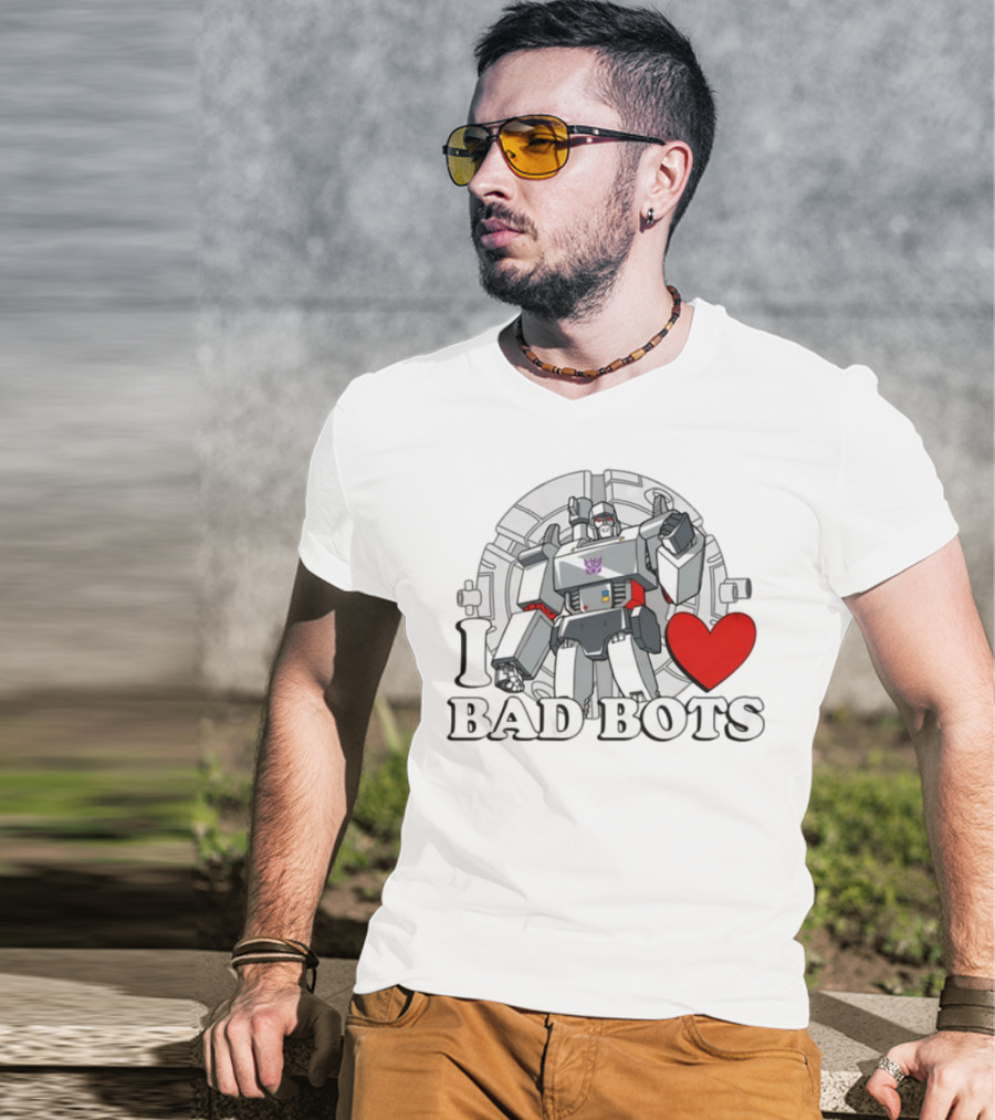 I Love Bad Bots Megatron Fan Favorite Retro 80s Style T-Shirt