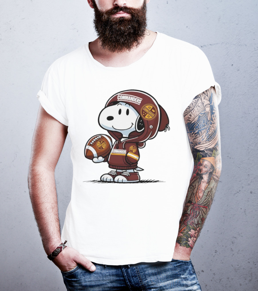 Snoopy In Commanders With Football Washington 1932 W T-Shirt