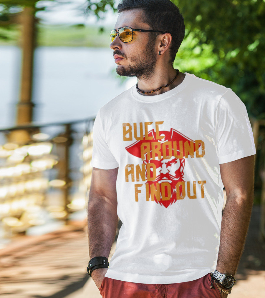 Bucc Around And Find Out Vintage Buccaneer Head Retro Style T-Shirt