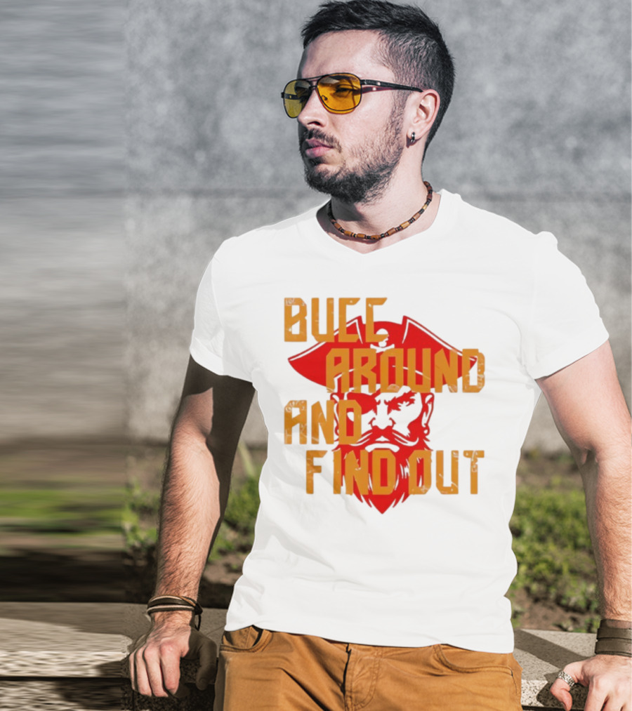 Bucc Around And Find Out Vintage Buccaneer Head Retro Style T-Shirt