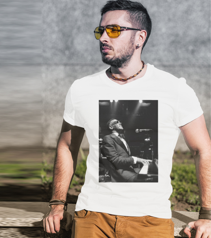 Ray Charles Live On Stage At The Piano In Black And White T-Shirt