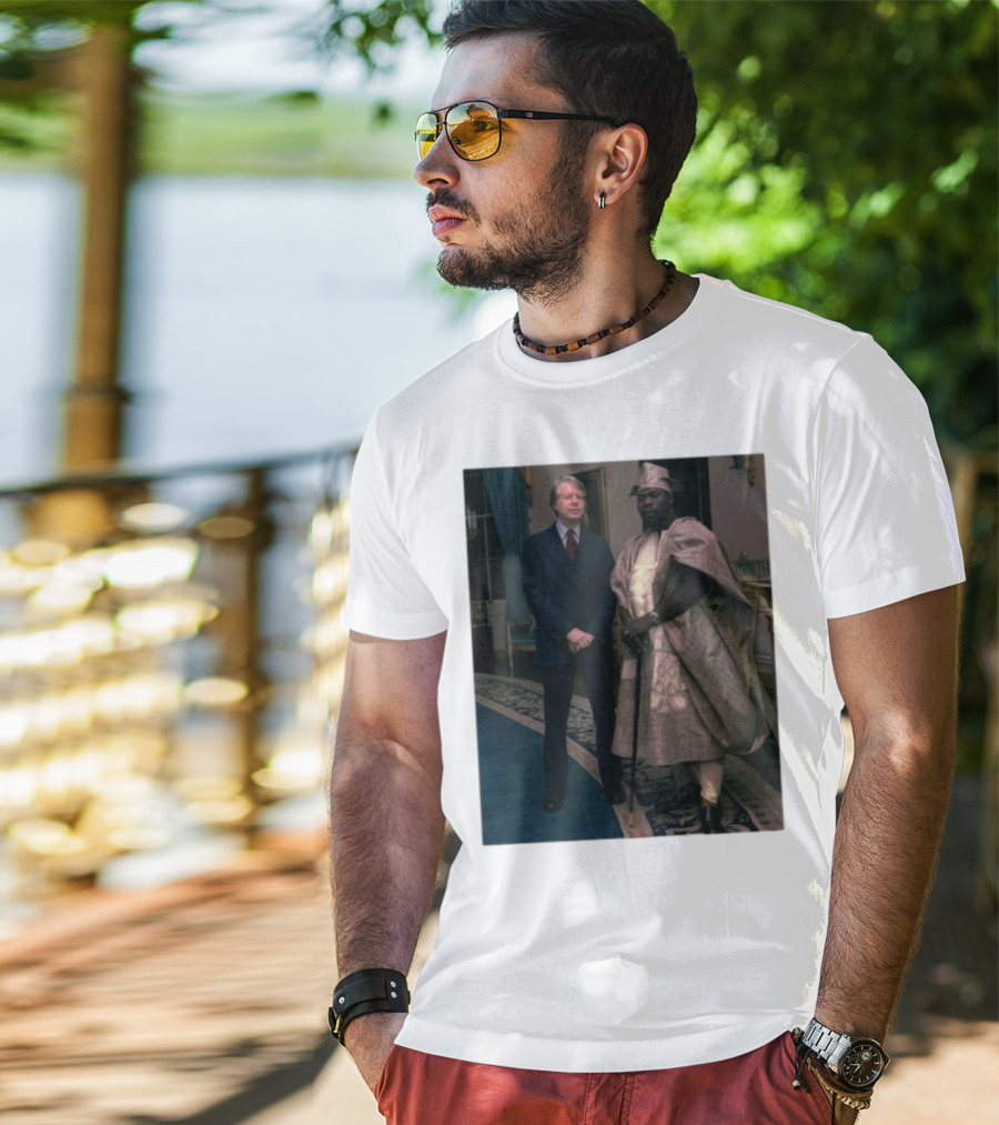 Jimmy Carter Meeting Nigerian President Traditional Attire T-Shirt