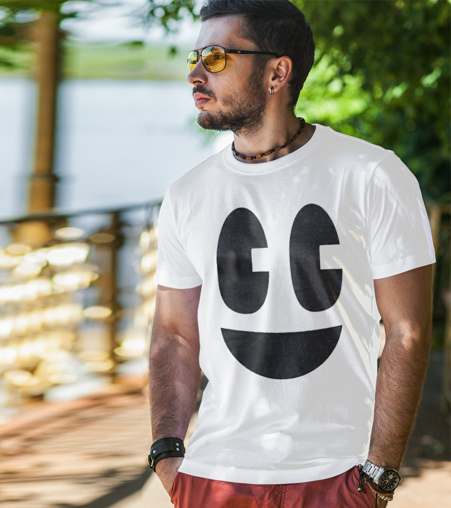 Craftee Happee Smiley Face T-Shirt