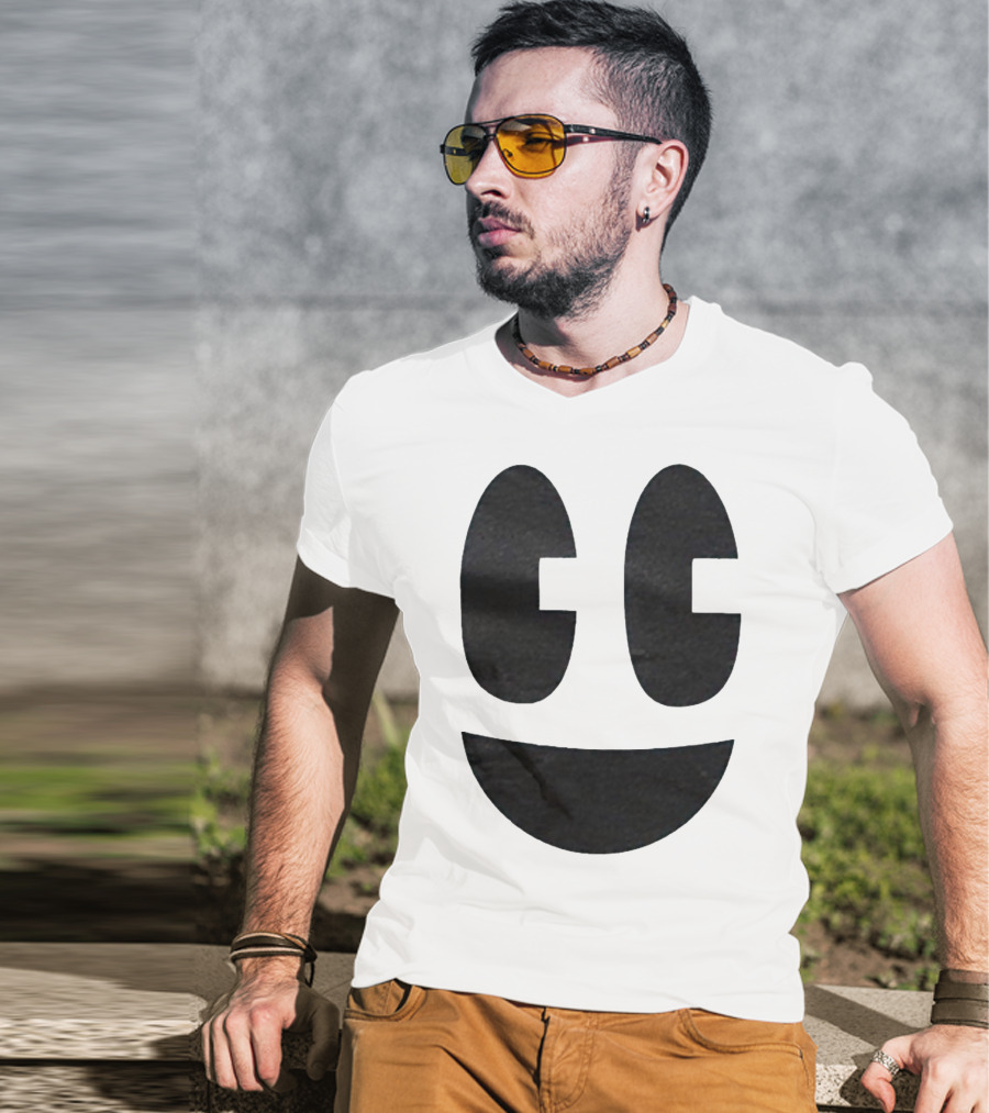 Craftee Happee Smiley Face T-Shirt
