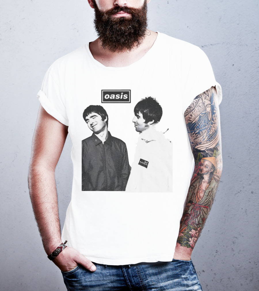 Noel Vs Liam Gallagher Oasis Band Kangol Vintage T-Shirt