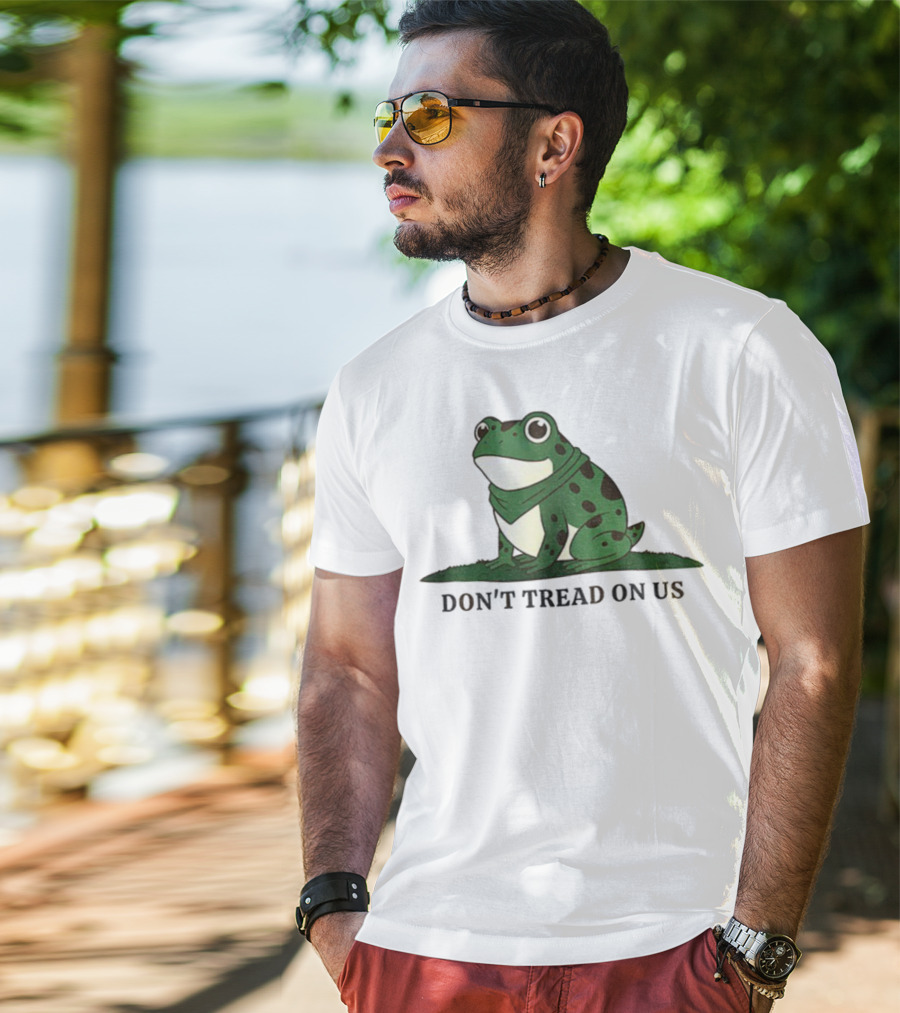 Portland Frog Don't Tread On Us 2025 Political Movement Symbol T-Shirt