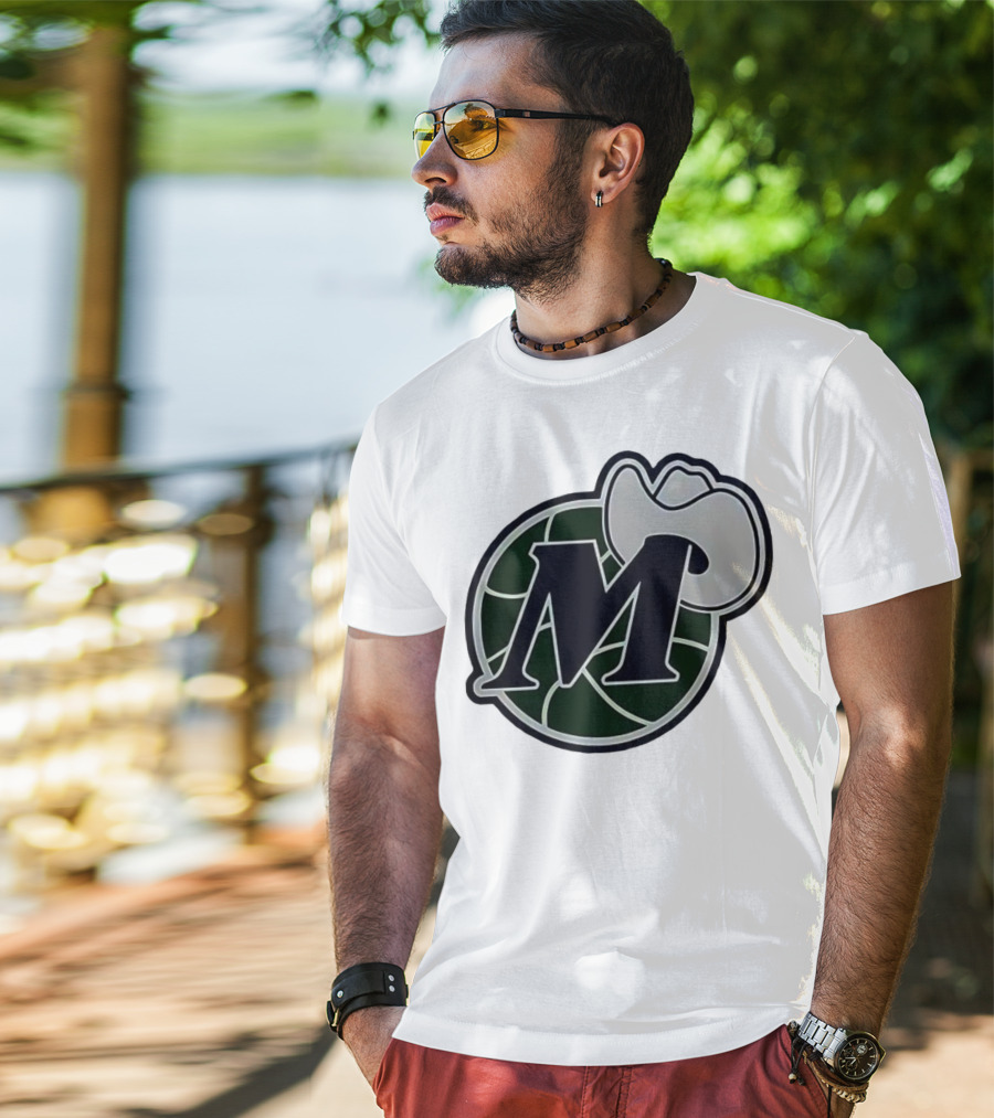 Dallas Mavericks M With Cowboy Hat And Basketball Icon T-Shirt
