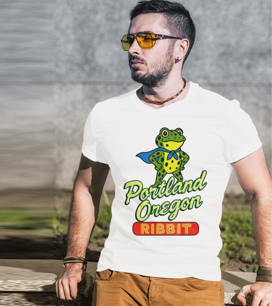 Portland Oregon Ribbit Frog Superhero Retro Style T-Shirt