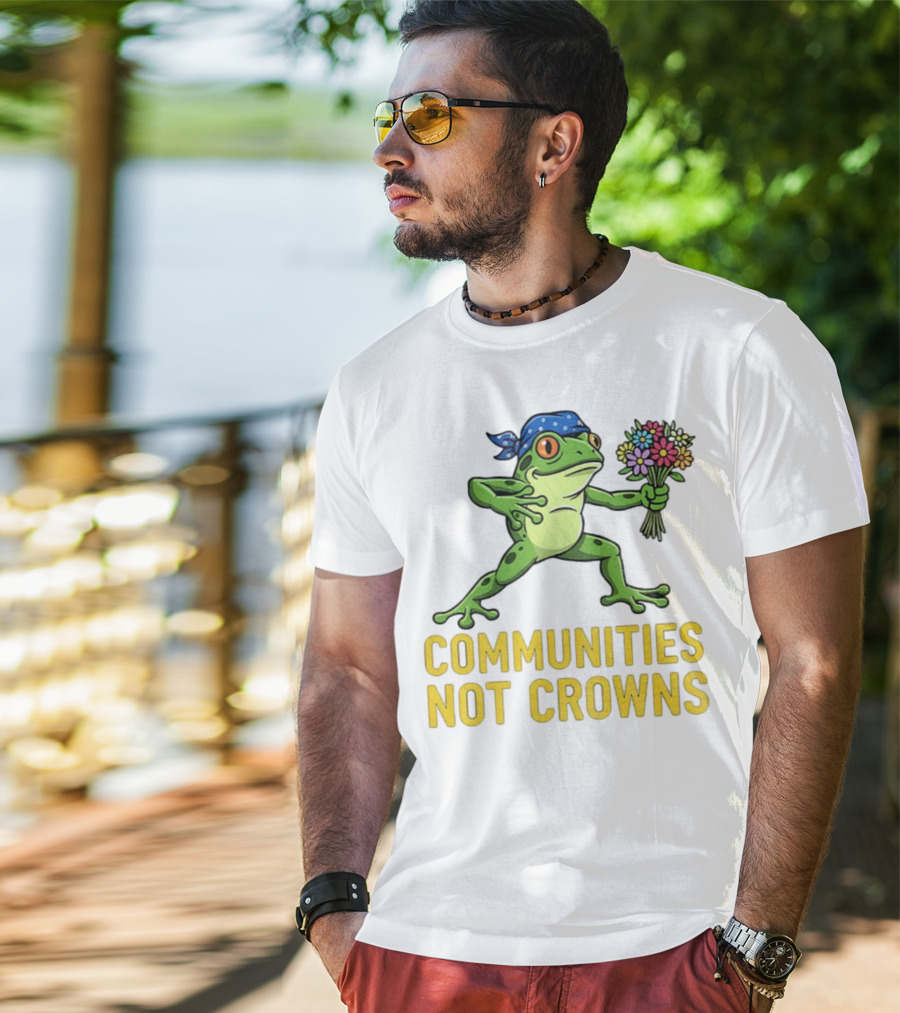 Portland Frog Protester Communities Not Crowns Bandana Frog With Flowers T-Shirt