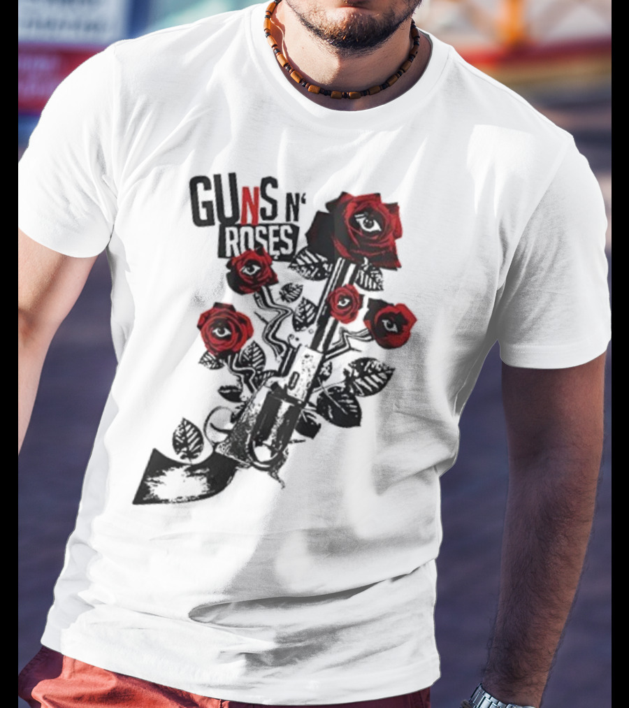 Guns N’ Roses 2025 World Tour Warsaw Red Roses And Pistols T-Shirt