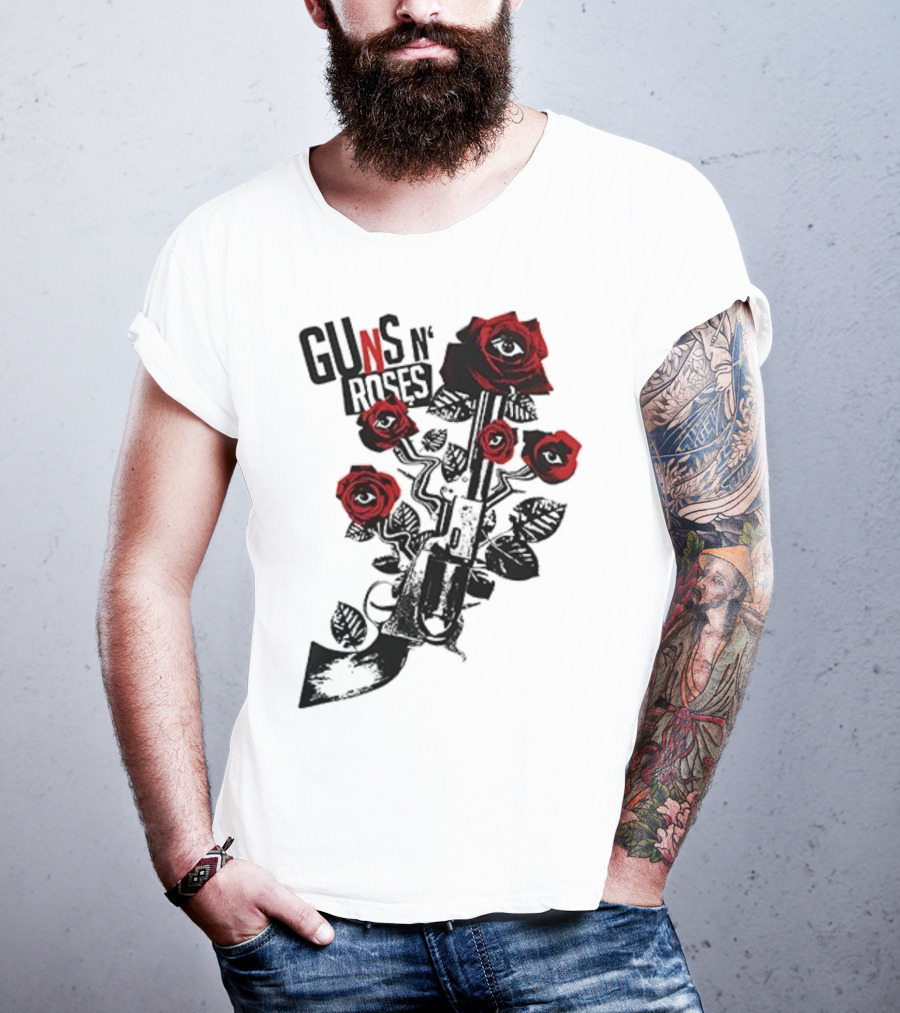 Guns N’ Roses 2025 World Tour Warsaw Red Roses And Pistols T-Shirt