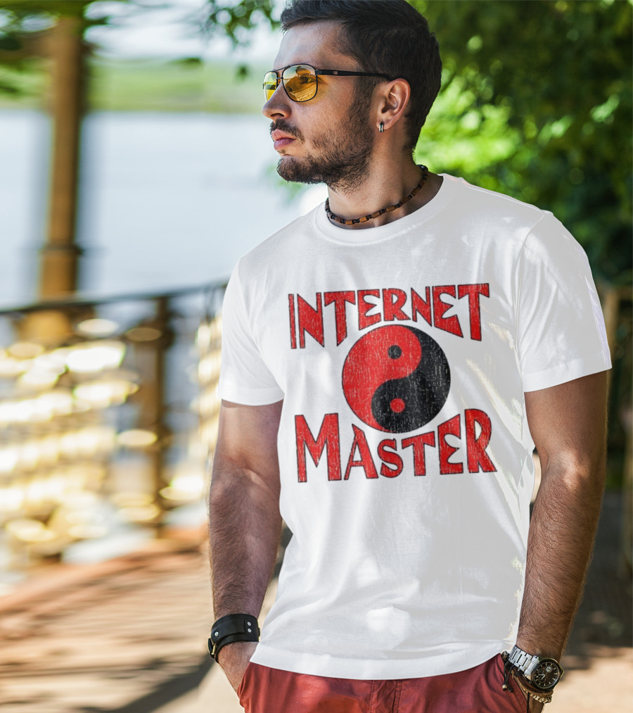 Internet Master Yin Yang Symbol Retro Design T-Shirt