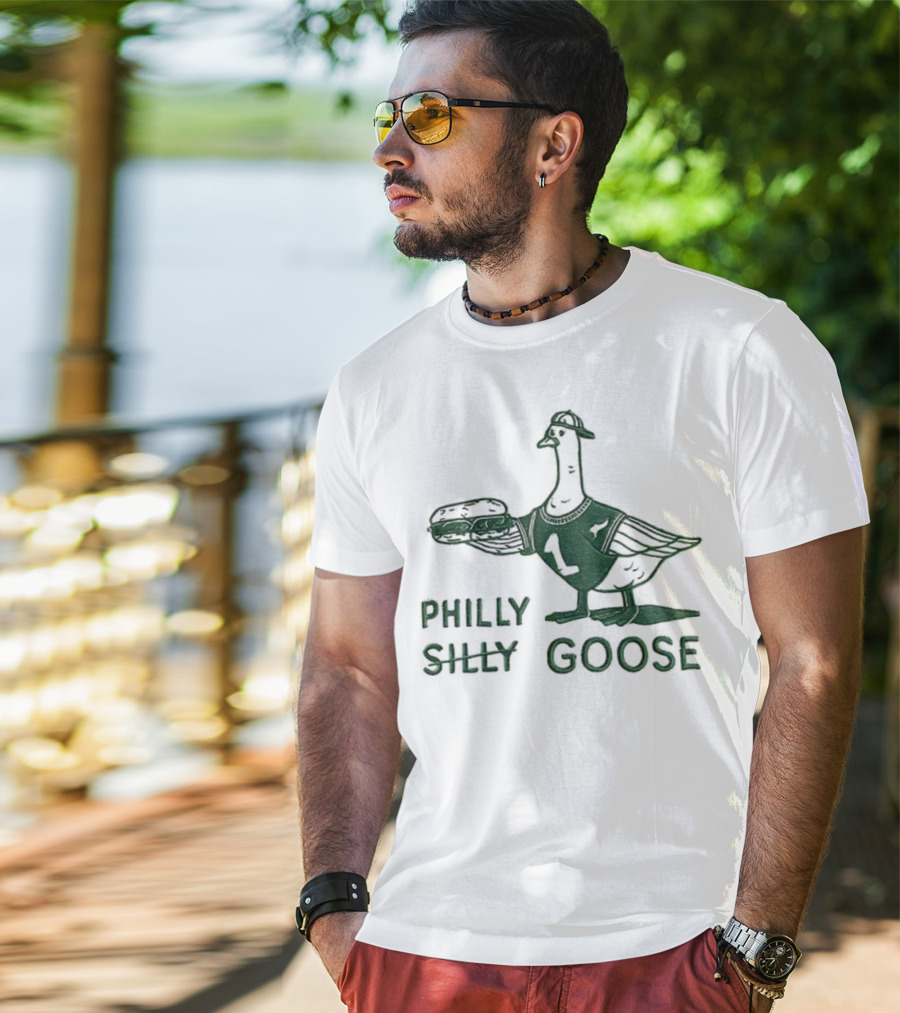 Philly Silly Goose Philadelphia Phillies Eagles T-Shirt