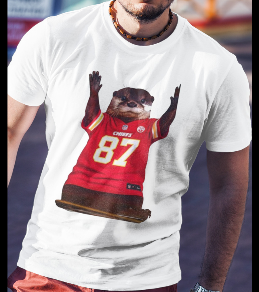 Travis Kelce 87 Kansas City Chiefs Sea Otter NFL Fan Jersey T-Shirt