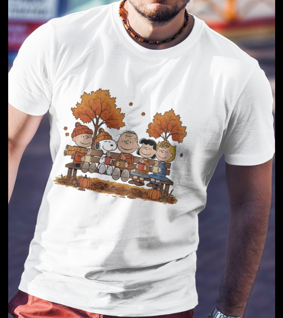 Snoopy Peanuts Friends Fall Autumn Thanksgiving Scene T-Shirt