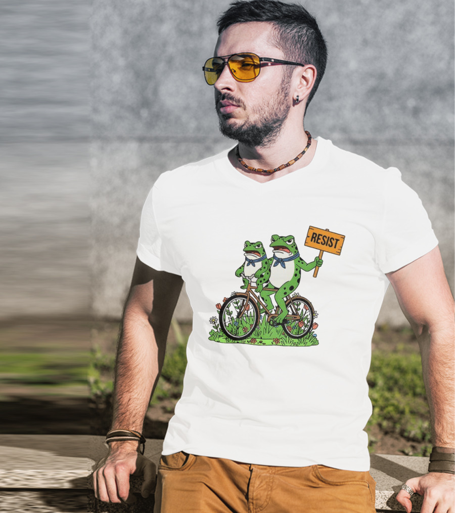 Frog On Bike Resist Protest Sign Portland Garden Scene T-Shirt