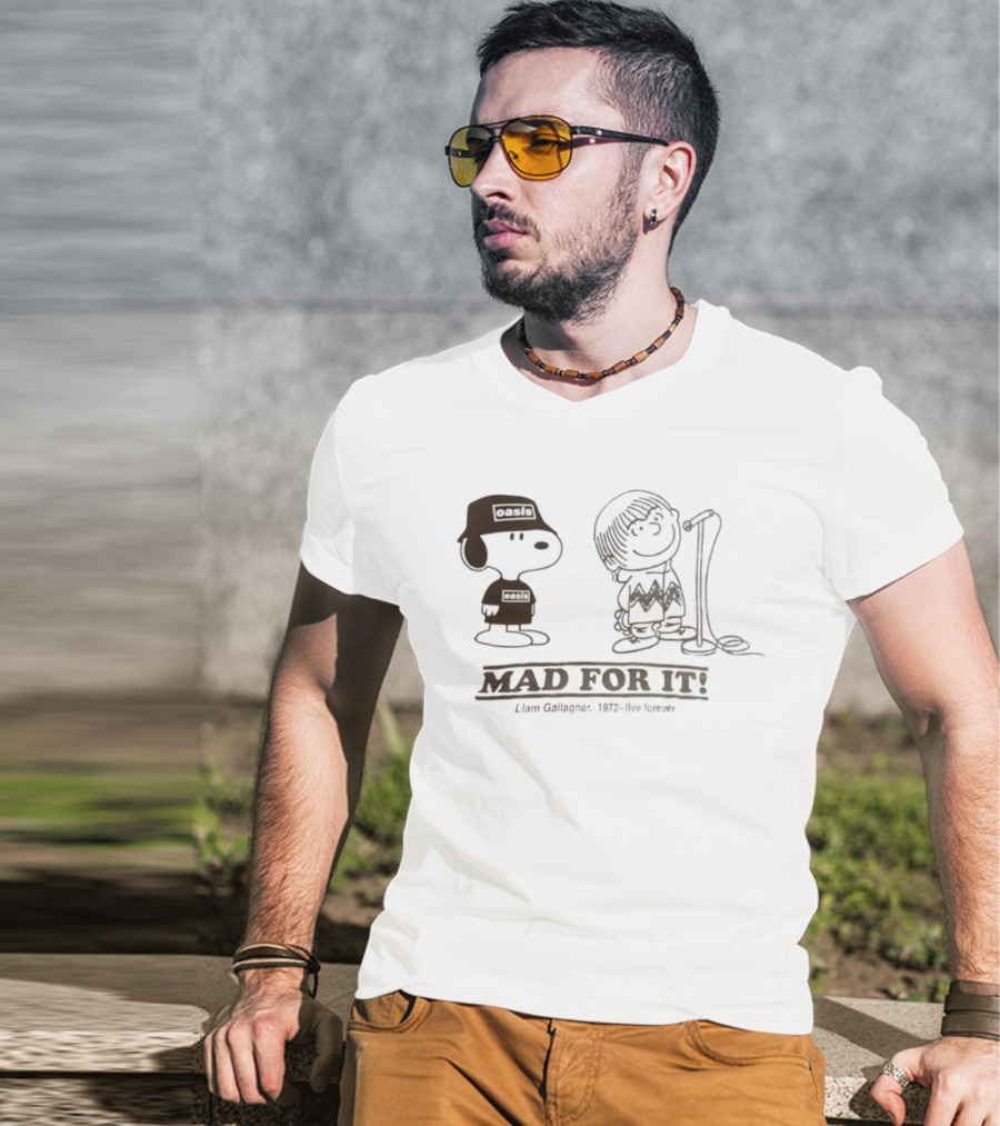 Oasis Snoopy Charlie Brown Mad For It Liam Gallagher Live Forever 1978 T-Shirt