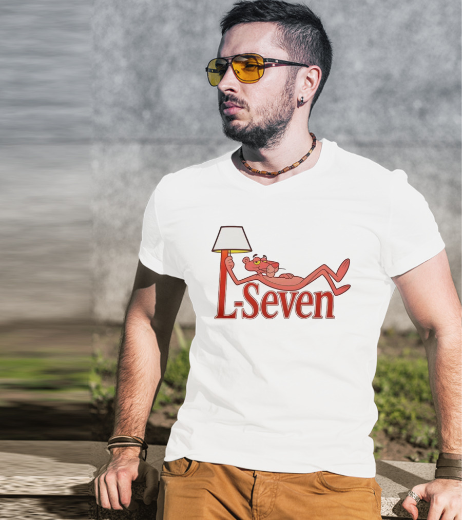 L-Seven Pink Panther Relaxing With Lamp Icon T-Shirt