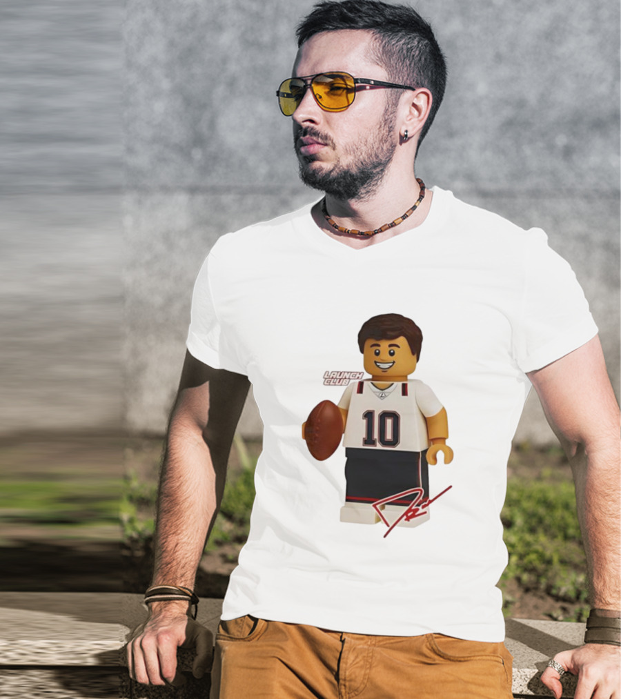 Tom Brady New England Patriots Lego Minifigure 10 Launch Club Signature T-Shirt