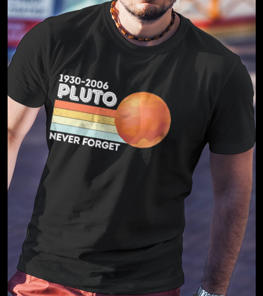 Pluto Never Forget 1930 2006 Vintage Retro Planet Tribute T-Shirt