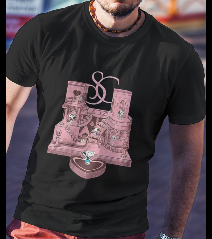 Snoopy Peanuts Sabrina Carpenter Heart House Tour T-Shirt