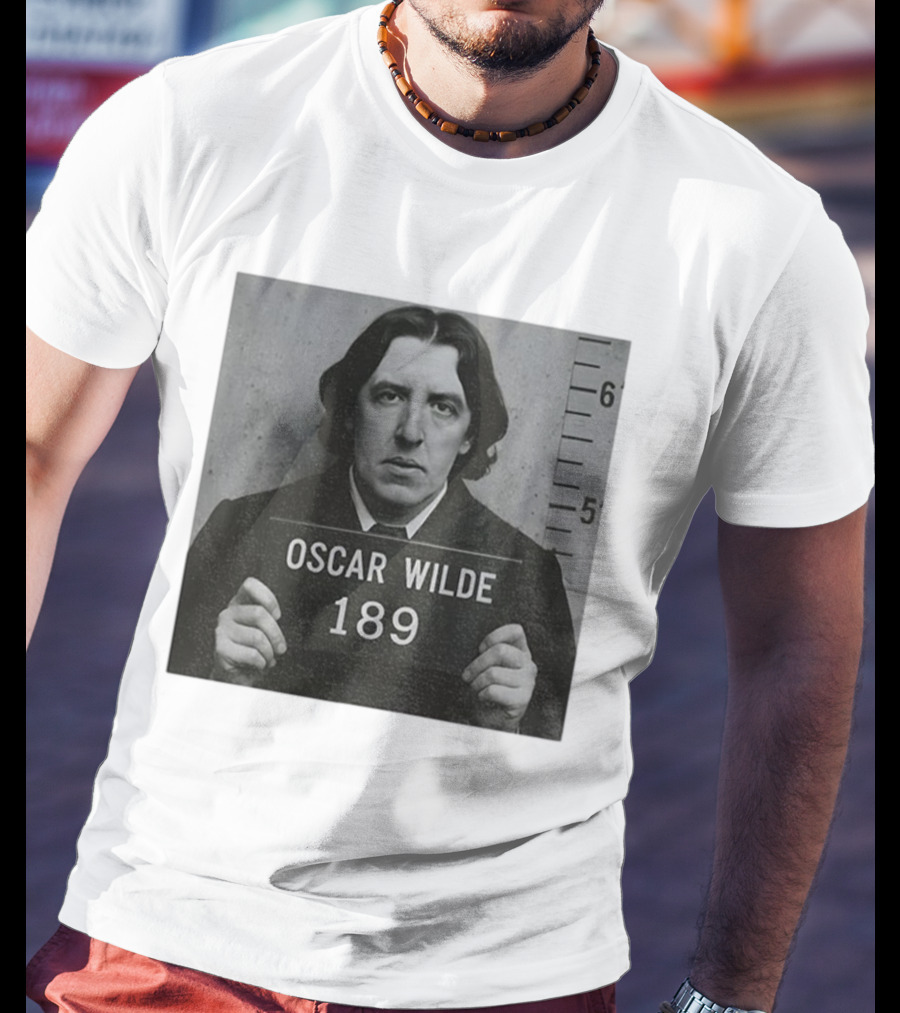 Oscar Wilde Shot 189 Funny Literary Meme T-Shirt