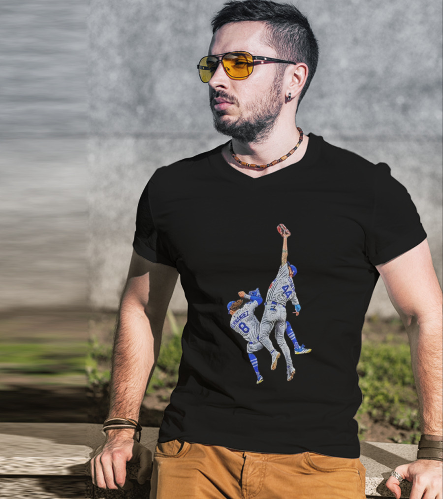 Kike Hernandez Vs Andy Pages The Catch Dodgers 2025 World Series Champions T-Shirt