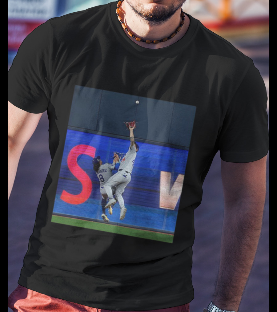 Kike Hernandez Andy Pages Dodgers Catch MLB World Series Action T-Shirt