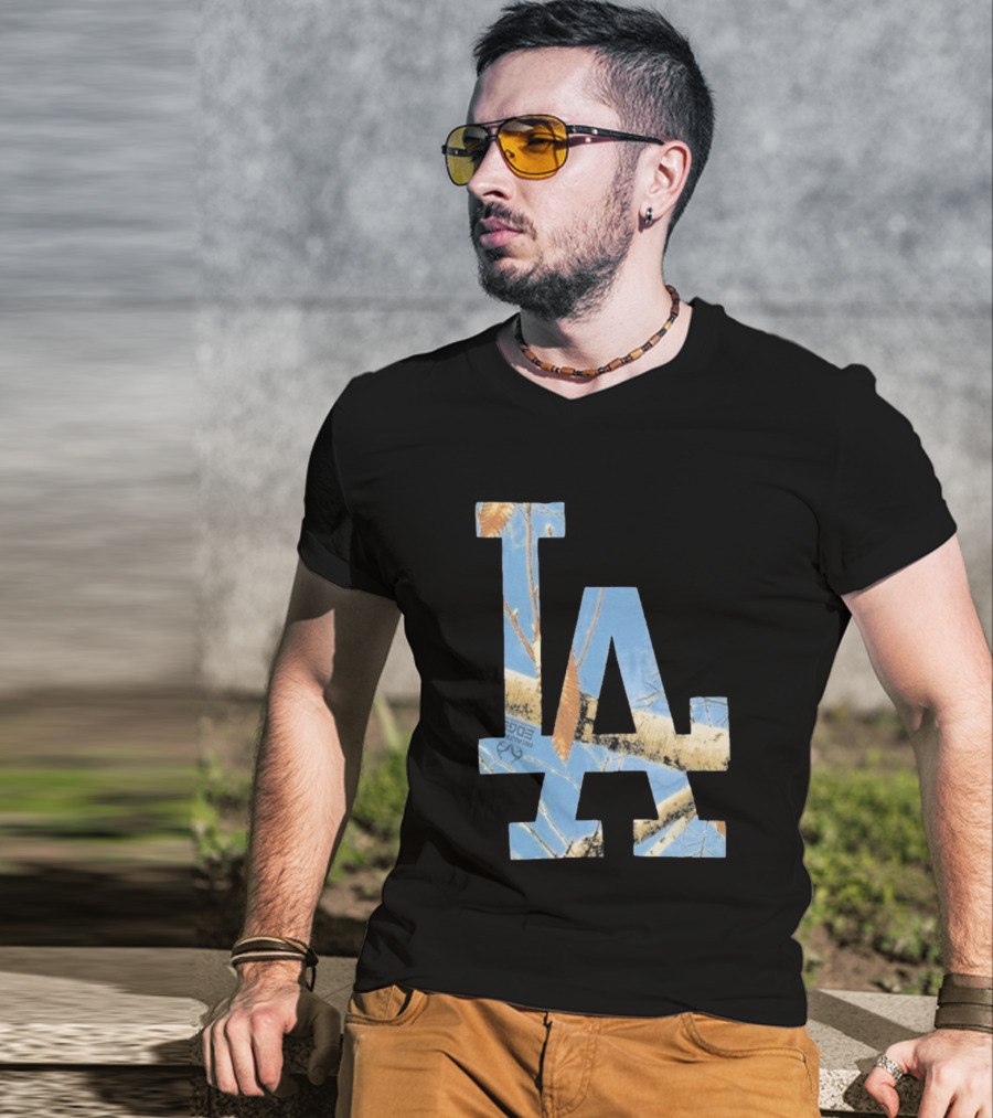 Los Angeles Dodgers LA Realtree Edge Camouflage T-Shirt