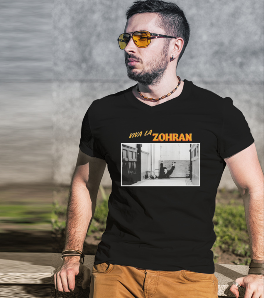 Viva La Zohran Zohran Mamdani Black And White Hallway Enthusiastic Expression T-Shirt