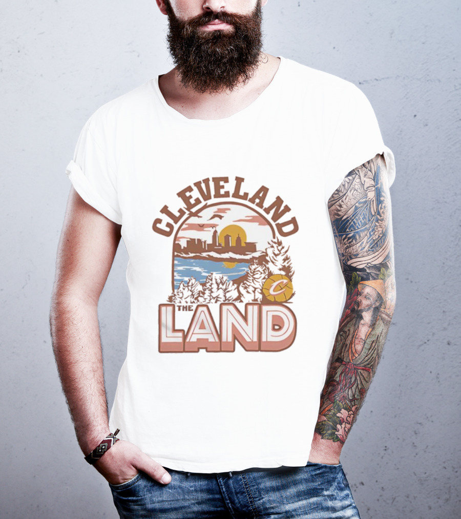 Cleveland Skyline The Land C Basketball Icon Lake Scene T-Shirt
