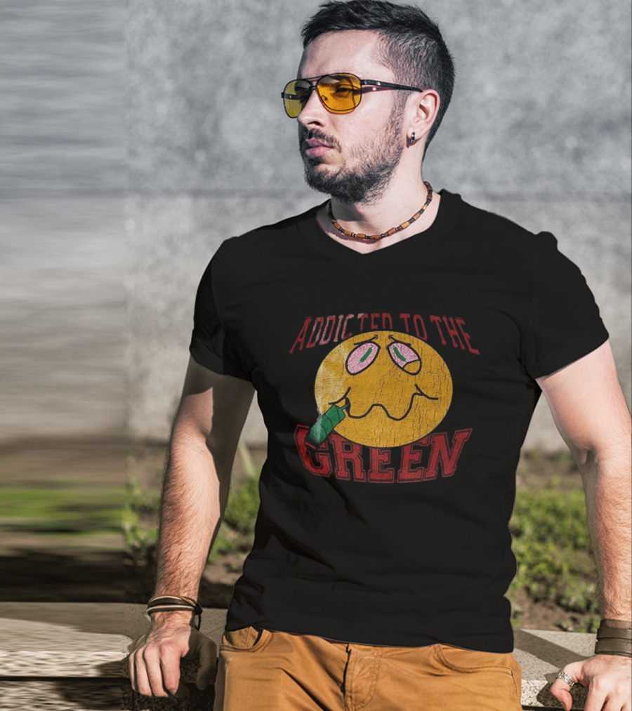 Addicted To The Green Smiley Face Smoking Icon T-Shirt
